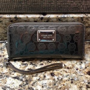 Michael Kors authentic wallet